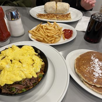 The Jagged Fork - Huge portions! Corned beef hash skillet - Waffles Near Me - Lathrup Village, Michigan The Jagged Fork - Huge portions! Corned beef hash skillet - Waffles Near Me - Lathrup Village, Michigan