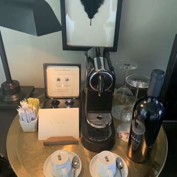North Block - Espresso machine - Hotels Near Me - Yountville, California North Block - Espresso machine - Hotels Near Me - Yountville, California