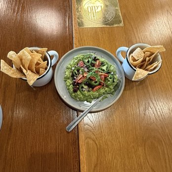 Lalo Urban Kitchen - Chips and guacamole - Asian Fusion Near Me - Corona, California
