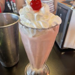 AJ'S Diner - Cimarron - Strawberry Milkshake