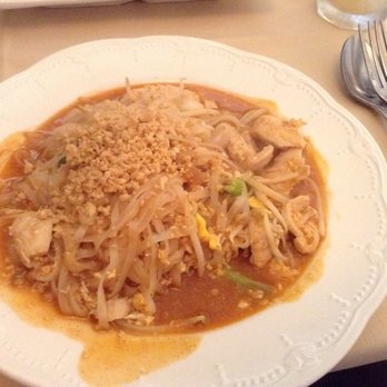 Thai House - Pad Thai with chicken - Thai Near Me - Smithtown, New York Thai House - Pad Thai with chicken - Thai Near Me - Smithtown, New York