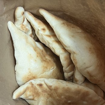Cedar Halal Market - Freshly baked Samoon! - Halal Near Me - Beaverton, Oregon