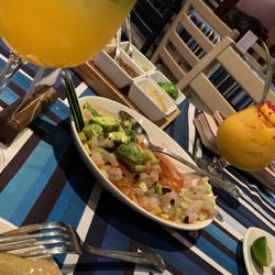 Los Arcos - Ceviche de Camaron, Mango margarita, Mandarina mezcal.
