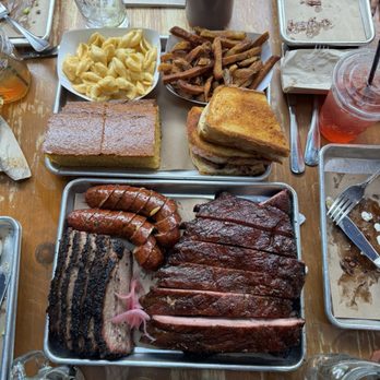Hoodoo Brown BBQ - Holy Texas Trinity, Brisket Grilled Cheese & Mac Cheese - Barbeque Near Me - Ridgefield, Connecticut Hoodoo Brown BBQ - Holy Texas Trinity, Brisket Grilled Cheese & Mac Cheese - Barbeque Near Me - Ridgefield, Connecticut