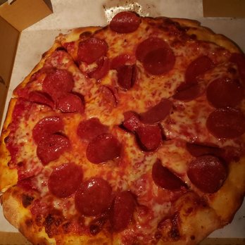 Hometown Pizza - Pizza Near Me - Thomaston, Connecticut Hometown Pizza - Pizza Near Me - Thomaston, Connecticut