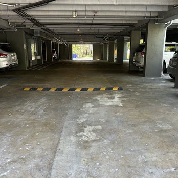 Truman Hotel - Parking garage - Hotels Near Me - Key West, Florida Truman Hotel - Parking garage - Hotels Near Me - Key West, Florida