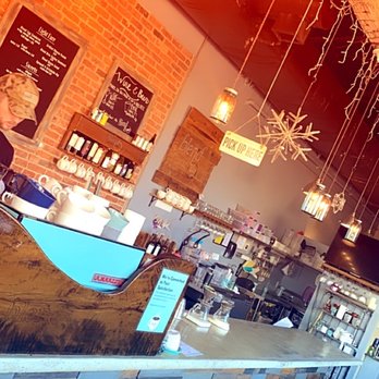 Blend Coffee Bar - Coffee & Tea Near Me - Ashburn, Virginia Blend Coffee Bar - Coffee & Tea Near Me - Ashburn, Virginia