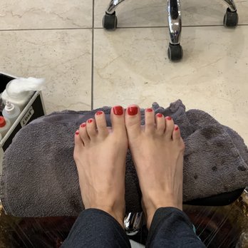 Nail Bar & Spa - Finished pedicure - Nail Salons Near Me - Lexington, Kentucky