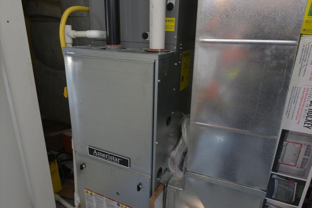 Slide of Royal Heating and Cooling