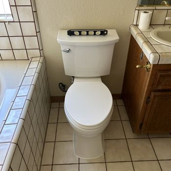 Red Rocket Plumbing - Plumbing Near Me - Apple Valley, California