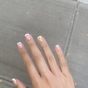 Modern Spa - 3rd manicure here - French w design - Nail Salons Near Me - New York, New York