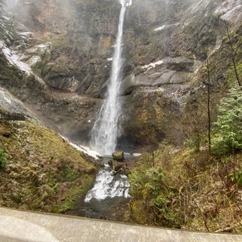 Multnomah Falls - View from top bridge - Hiking Near Me - Bridal Veil, Oregon