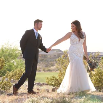 Roxies Designer Collection - Bridal Near Me - Scottsdale, Arizona Roxies Designer Collection - Bridal Near Me - Scottsdale, Arizona
