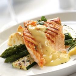 # Atlantic king salmón with Lemon Dill butter sauce!!
