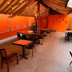 Enjoy a clean, welcoming dining space with a relaxed atmosphere that's ideal for family meals, casual lunches, and dinners.