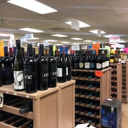 Cheyenne Mountain Liquor - Much more wine than this!
