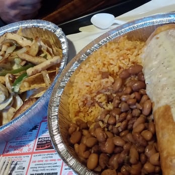 El Rancho Del Burrito - Chicken Fajita Nachos and Burrito combo - Mexican Near Me - Bedford, Indiana El Rancho Del Burrito - Chicken Fajita Nachos and Burrito combo - Mexican Near Me - Bedford, Indiana