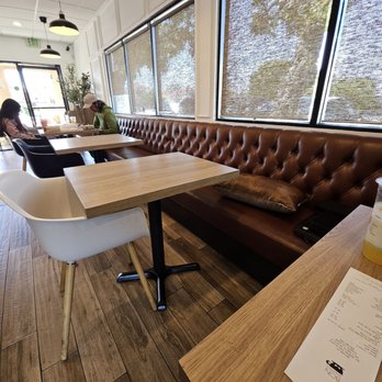 Bon Appetea Cafe - Arcadia - seating - Coffee & Tea Near Me - Arcadia, California