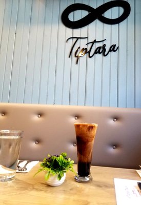 Tiptara : Thai Food by null