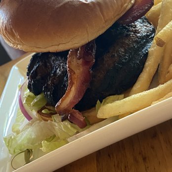 Indulge Bistro & Wine Bar - New American Near Me - Golden, Colorado
