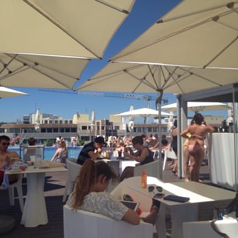 Júpiter Lisboa Hotel - Rooftop pool and bar - Hotels Near Me - Lisbon, 11