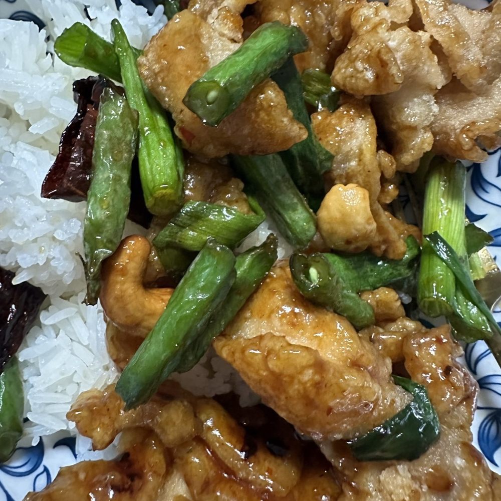 Paadee - Gai Grop Sam Yan - Thai Near Me - Portland, Oregon Paadee - Gai Grop Sam Yan - Thai Near Me - Portland, Oregon