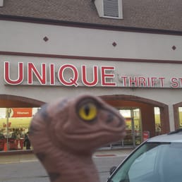 Bob the Raptor Says "There is all kinds of fun stuff here."
