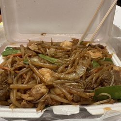 Golden Phoenix - Silver Needle Noodle