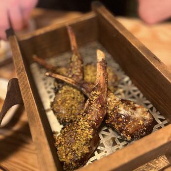 Stumara - Lamb chops - Georgian Near Me - Wheeling, Illinois Stumara - Lamb chops - Georgian Near Me - Wheeling, Illinois