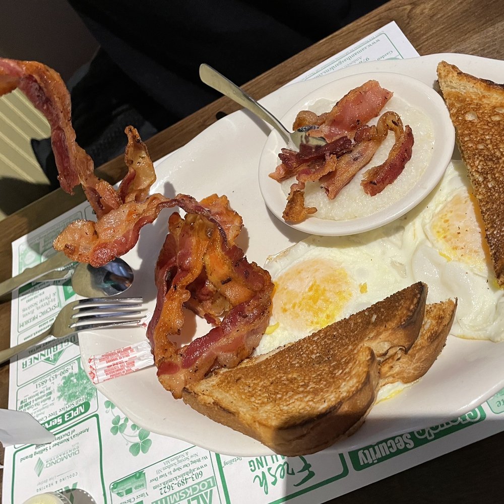 Duffy's Diner - Bacon with toast and eggs and a side of grits - American Near Me - Haverhill, Massachusetts