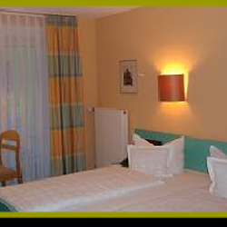 See Hotel Off