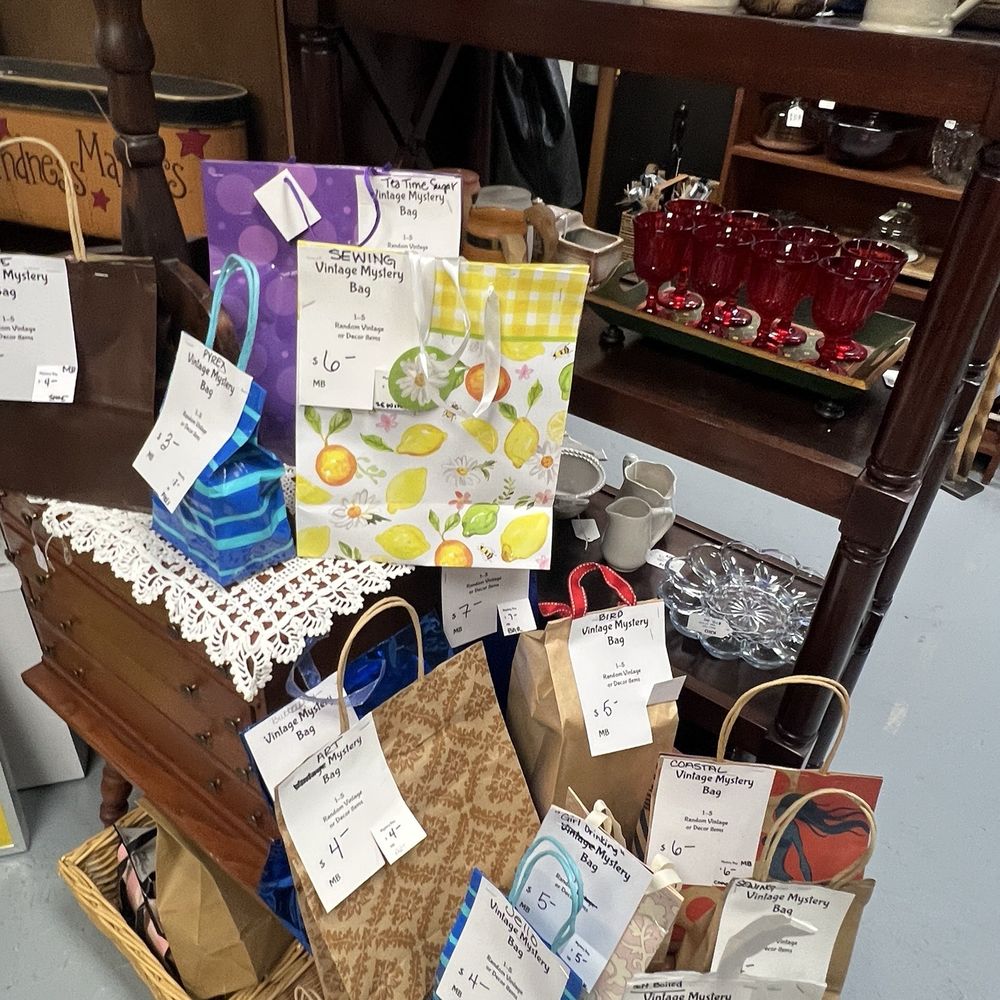 Got 2 Have it! Antiques - Antiques Near Me - Vero Beach, Florida Got 2 Have it! Antiques - Antiques Near Me - Vero Beach, Florida