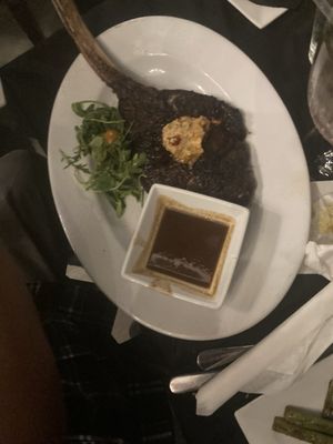 Neyow’s XL Steakhouse by null