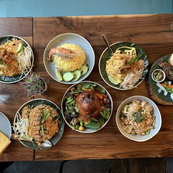 Temsib Eatery & Bar - Thai Near Me - Bellevue, Washington