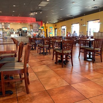 Newk's Eatery - empty tables and chairs - Pizza Near Me - Montgomery, Alabama