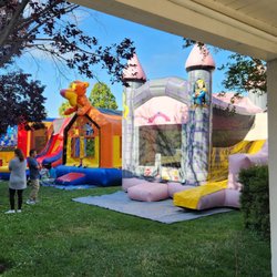 Village Little Preschool - Big jumping castle for kids to play