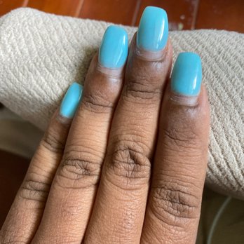Lush Nail Bar - Full set with gel polish 10 days old. - Nail Salons Near Me - Phoenixville, Pennsylvania