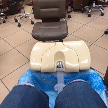 Escape Nail Salon And Spa - Pedicure chair - Nail Salons Near Me - Sparks, Nevada