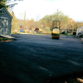 Young's Paving - Masonry/Concrete Near Me - Seekonk, Massachusetts Young's Paving - Masonry/Concrete Near Me - Seekonk, Massachusetts