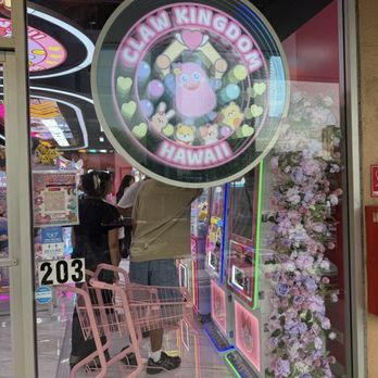 Claw Kingdom - Arcades Near Me - Honolulu, Hawaii Claw Kingdom - Arcades Near Me - Honolulu, Hawaii