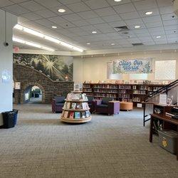Pittsford Community Library - 1st floor view