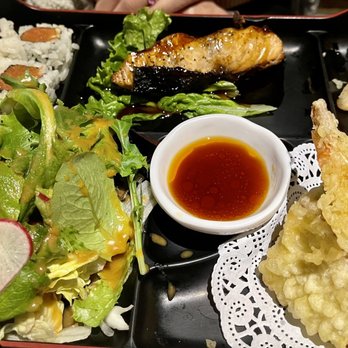 Midori Sushi - Bento Box lunch special - Sushi Bars Near Me - Sherman Oaks, California
