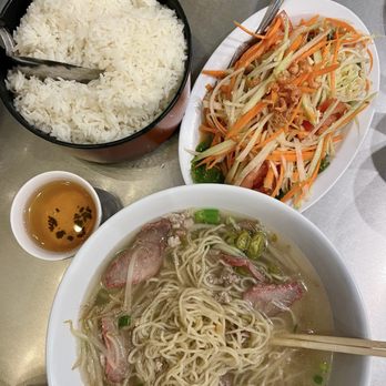 Sanamluang Cafe - Thai Near Me - North Hollywood, California Sanamluang Cafe - Thai Near Me - North Hollywood, California