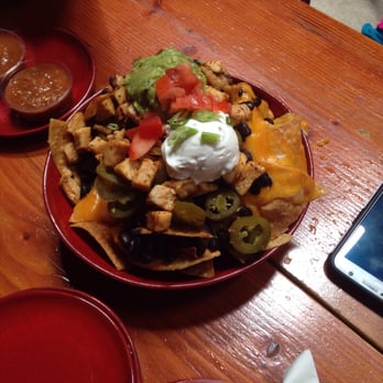Maui Brewing - Best nachos on the island - Brewpubs Near Me - Lahaina, Hawaii