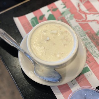 Randazzo's Clam Bar - Clam Chowder - Seafood Near Me - Brooklyn, New York Randazzo's Clam Bar - Clam Chowder - Seafood Near Me - Brooklyn, New York