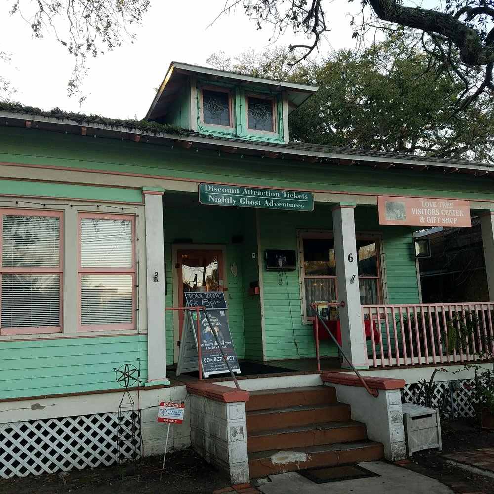 A Ghostly Encounter - A great little shop with a bunch of hidden ghost stories... Do you dare to enter? - Walking Tours Near Me - St Augustine, Florida A Ghostly Encounter - A great little shop with a bunch of hidden ghost stories... Do you dare to enter? - Walking Tours Near Me - St Augustine, Florida