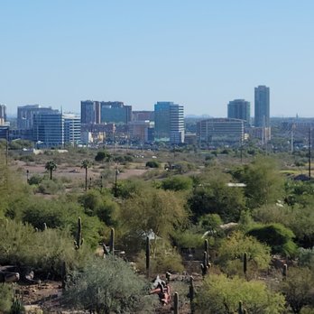 Papago Park - View of city from mountain top - Parks Near Me - Phoenix, Arizona Papago Park - View of city from mountain top - Parks Near Me - Phoenix, Arizona