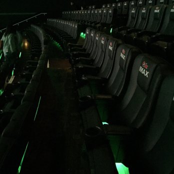 Empire Cinemas - A row of seats in the IMAX theater. - Cinema Near Me - London, XGL Empire Cinemas - A row of seats in the IMAX theater. - Cinema Near Me - London, XGL