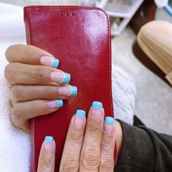 PM Nails