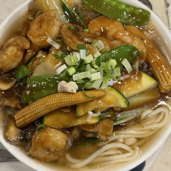 King Wah Restaurant & Lounge - Chicken Noodle Soup - New American Near Me - Klamath Falls, Oregon